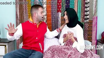 Hijab Girl Gets Noticed By Crush- Aubry Babcock